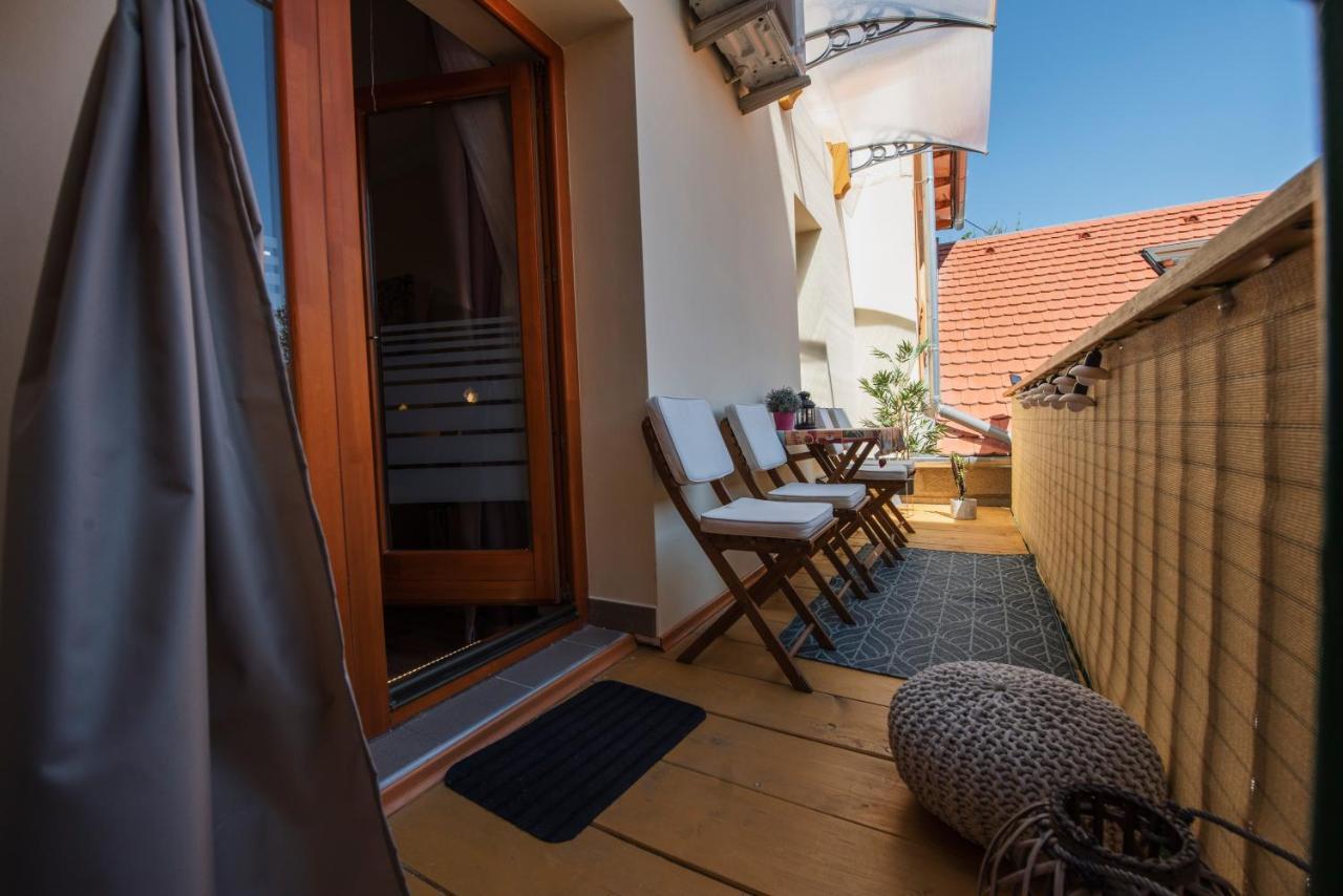 Heart of Pécs apartman free parking Exterior foto